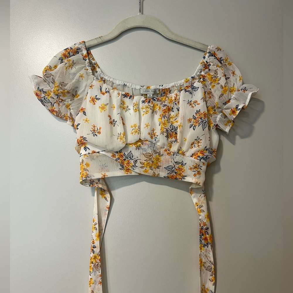 Love Tree White and Yellow Floral Crop Blouse